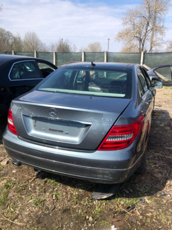 Dezmembrez Mercedes C-Class W204 2011 2.2 D