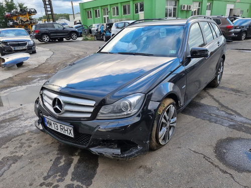 Dezmembrez Mercedes C-Class W204 2012 break facelift 2.2 cdi om651