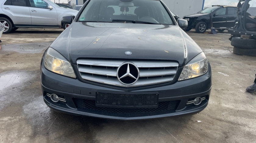 Dezmembrez Mercedes c class w204 euro 5 break,combi motor 2.2