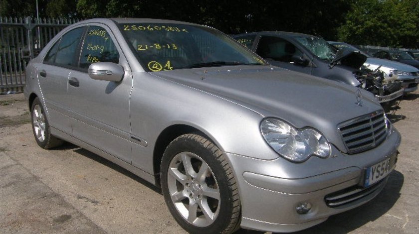 Dezmembrez Mercedes C180, 1.8b, orice piesa!