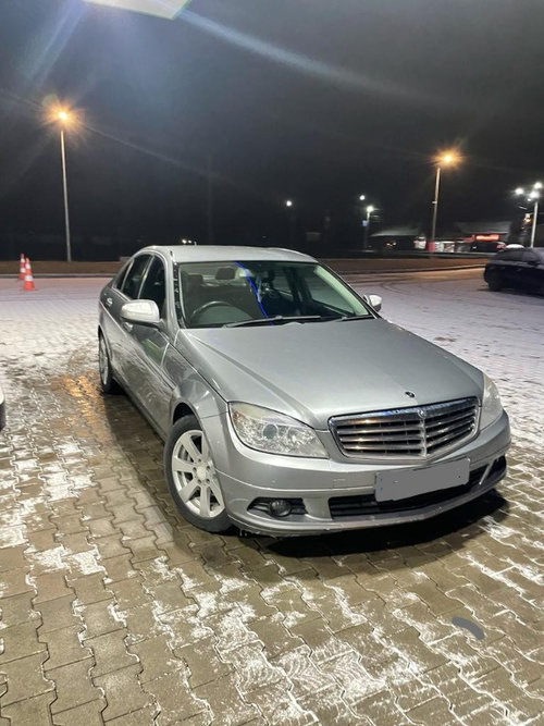 Dezmembrez Mercedes C220 W204 euro4