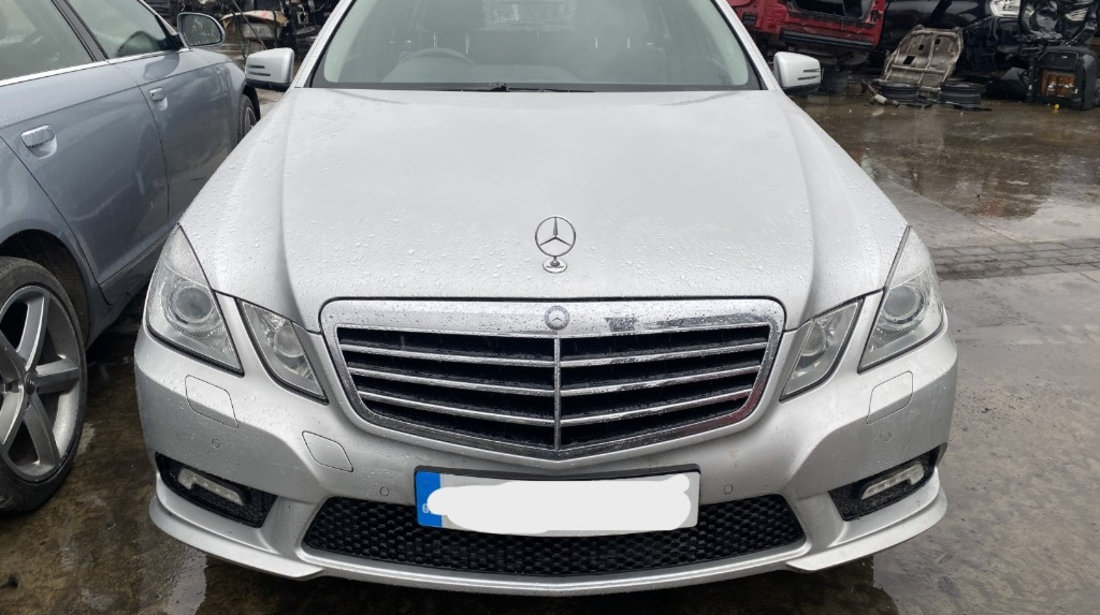 Dezmembrez Mercedes Clasa E T-Model (S212) 2.2 CDI 2010, OM651924