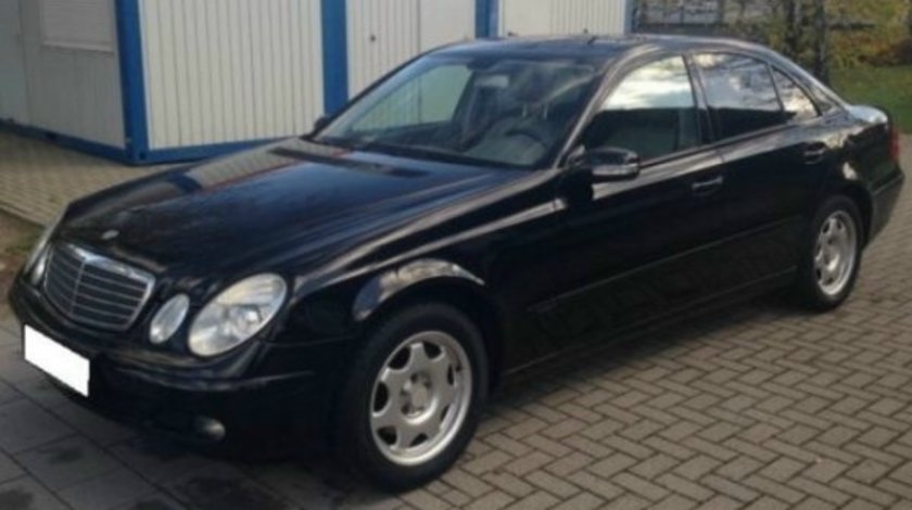 Dezmembrez Mercedes E-Class W211 E220 CDI an fab 2005