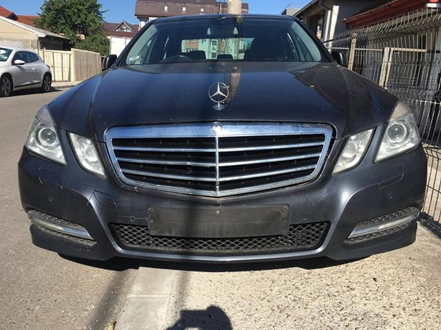 Dezmembrez Mercedes E220 cdi w212 2012