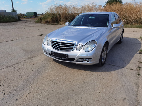 Dezmembrez Mercedes E280 cdi w211 4 matic