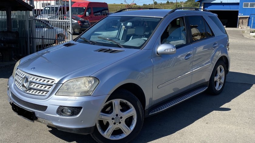 Dezmembrez Mercedes ML 320 cdi 2007 W164