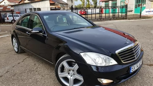 Dezmembrez Mercedes S class w221 4 matic an 2008