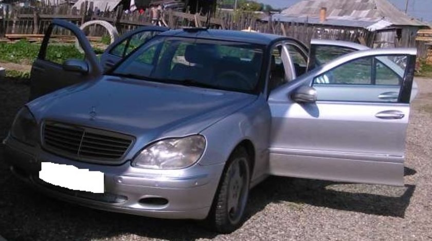 Dezmembrez MERCEDES S400 CDI W220