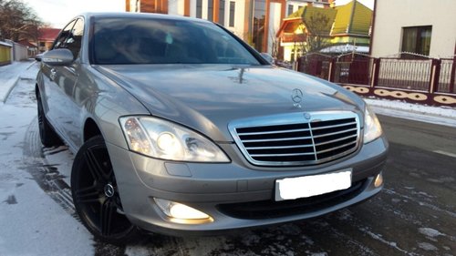 Dezmembrez Mercedes W221 S-class 320CDI 2007