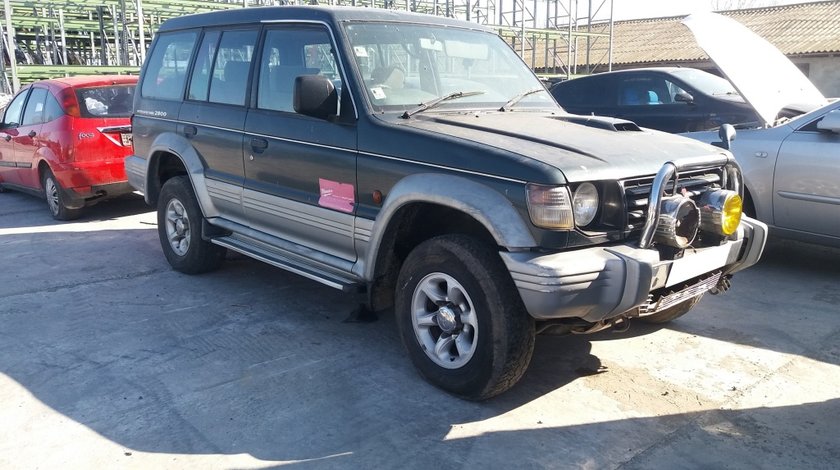 Dezmembrez Mitsubishi PAJERO,an fabr. 1995, 2.8TD, 4x4