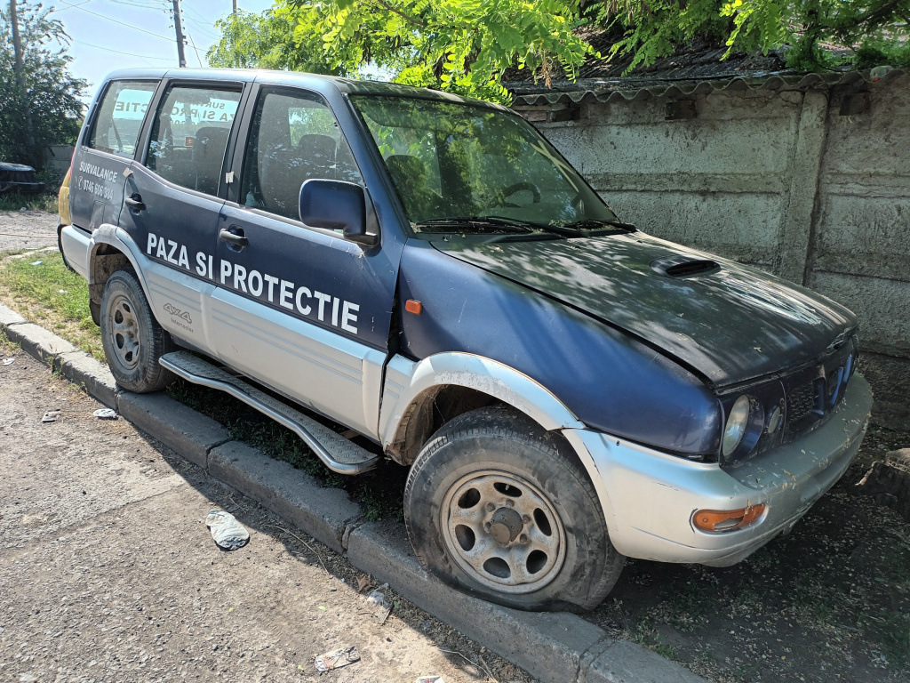 Dezmembrez Nissan TERRANO 2 (R20) 1993 - 2006 2.7 TDi 4WD TD27TI ( CP: 125, KW: 92, CCM: 2664 ) Motorina