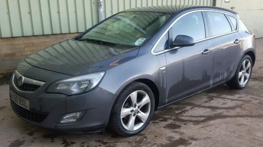 Dezmembrez Opel Astra J combi, 1.7cdti, A17DTL