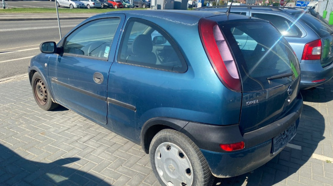 Dezmembrez Opel Corsa C (F08, F68) 1.0 benz 2001, Z10XE