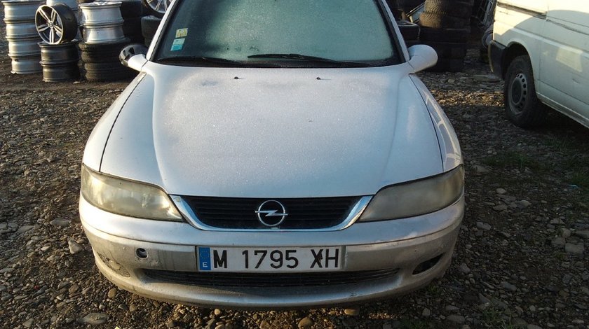 DEZMEMBREZ OPEL VECTRA B 2 0I 16V AN 2001