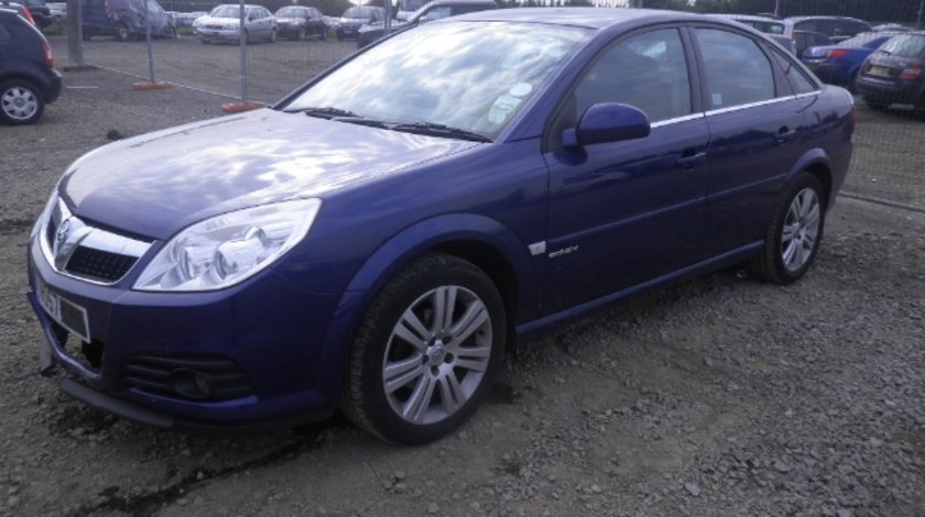 Dezmembrez Opel Vectra C, 1.9cdti, orice piesa!