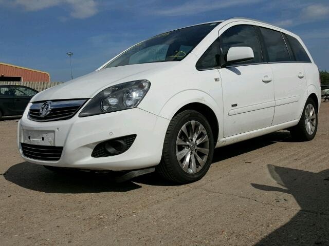 Dezmembrez Opel Zafira 2011 1.7cdti