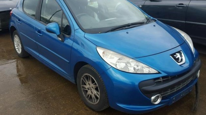 Dezmembrez Peugeot 207 1.4hdi 8HR