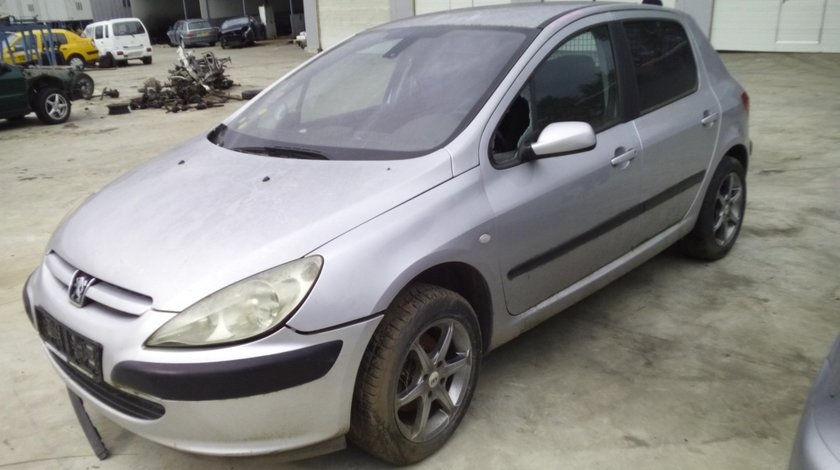 Dezmembrez Peugeot 307, an 2002