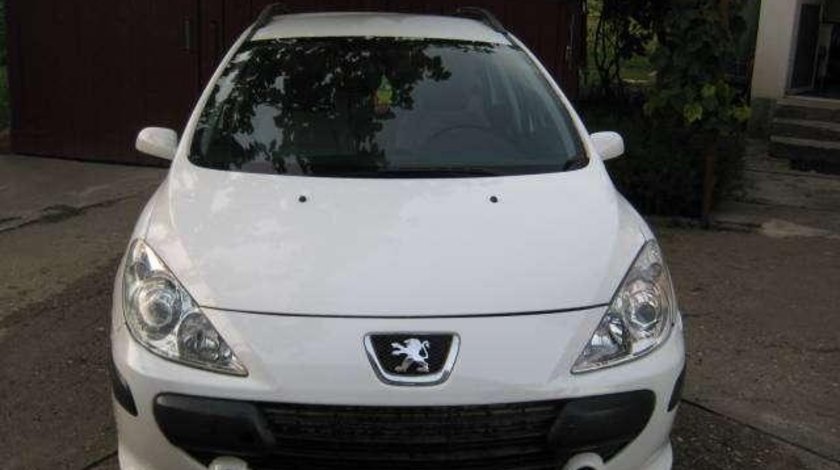 Dezmembrez peugeot 307 facelift combi 1.6 hdi 9hx 90 de cai