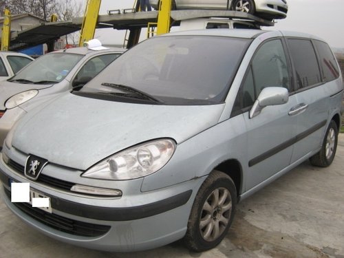 Dezmembrez Peugeot 807 din 2004, 2.2d,