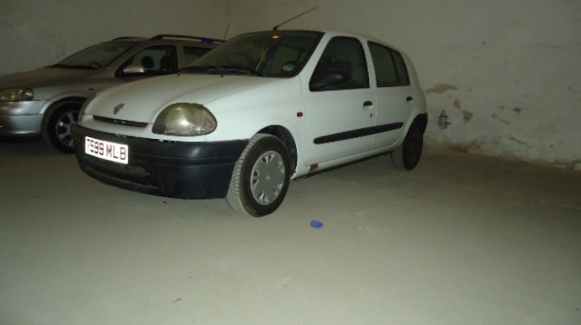 Dezmembrez renault clio 1.9 diesel