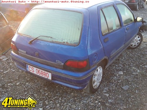 DEZMEMBREZ RENAULT CLIO 1 9D AN 1995