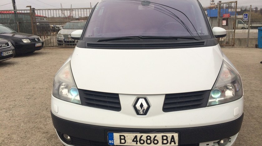 Dezmembrez Renault Espace 2,2 dci 2004