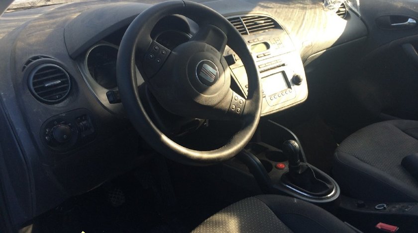 Dezmembrez SEAT ALTEA XL 1 9tdi 2006