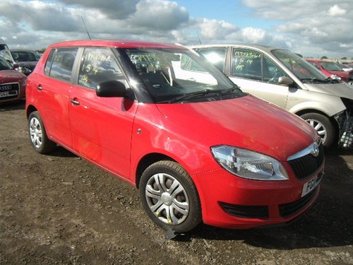 Dezmembrez Skoda Fabia 2, 1.2B 12v