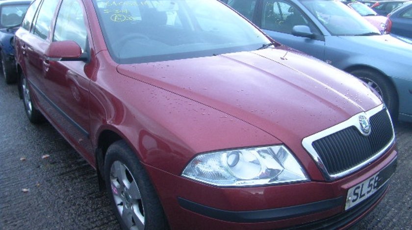 Dezmembrez skoda octavia 2 1.9tdi bxe