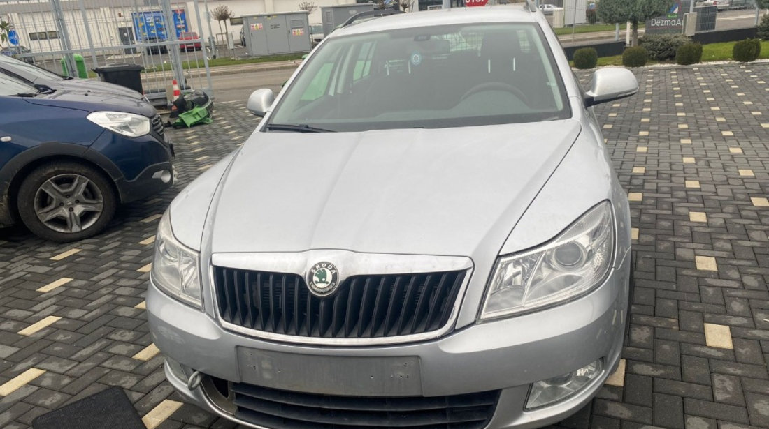 Dezmembrez Skoda Octavia 2 Combi (1Z5) 1.6 TDI 2010, CAYC