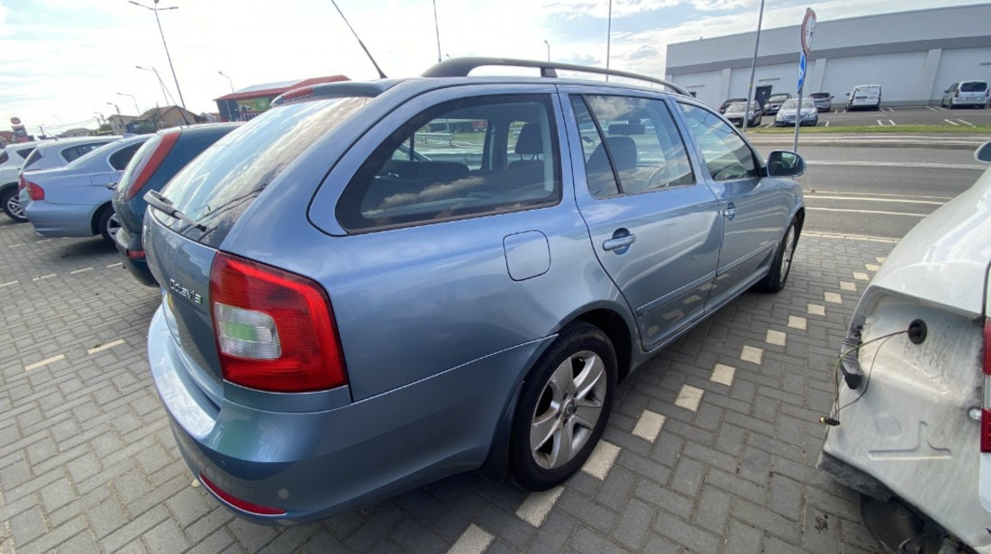 Dezmembrez Skoda Octavia 2 Combi (1Z5) facelift 1.6 TDI 2010, CAYC