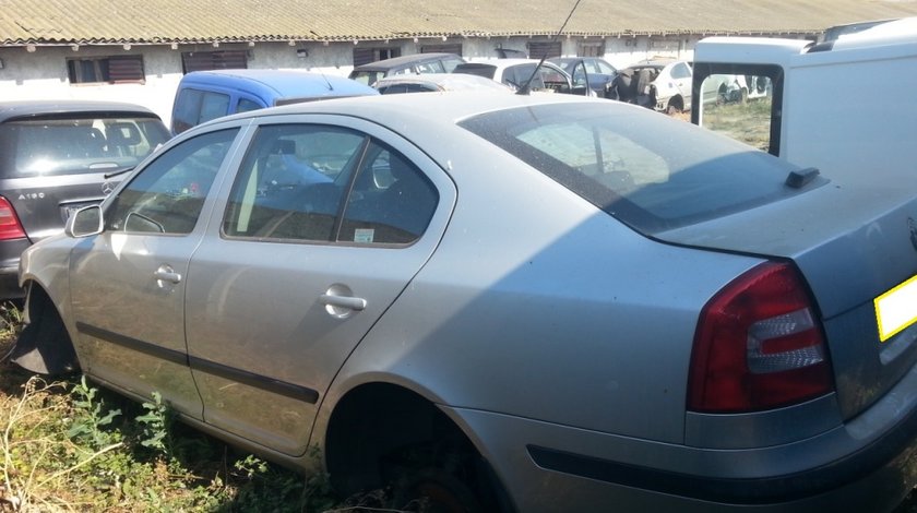 Dezmembrez Skoda Octavia II 2 0 TDI CR 2009