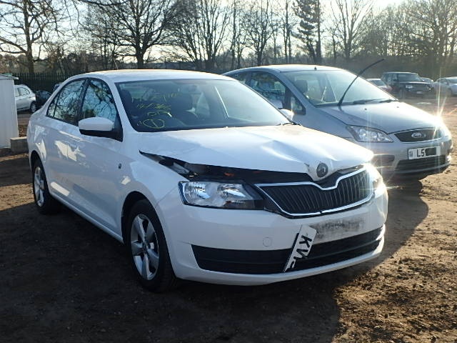 Dezmembrez Skoda Rapid, 1.6tdi, CAY, orice piesa!