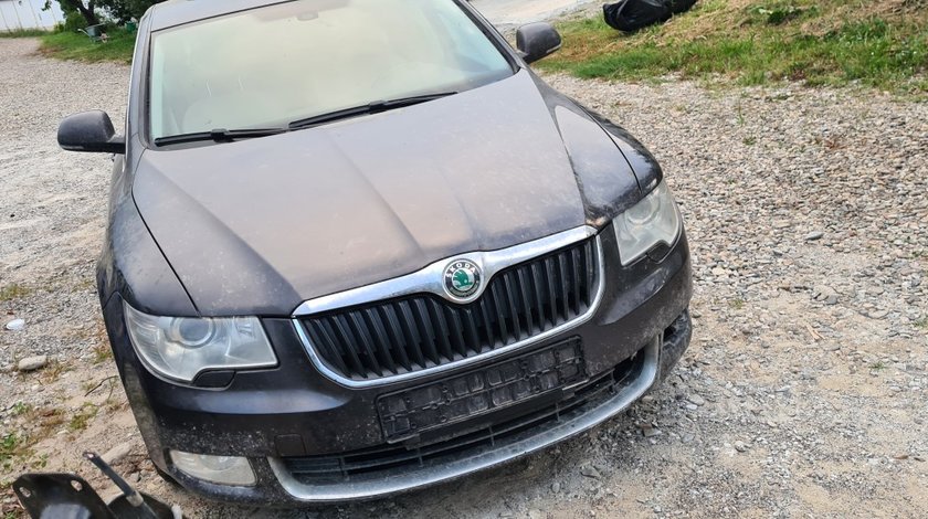 Dezmembrez Skoda Superb 2 2.0 TDI 2009 2010 2011 2012 CBA CBBB CFG