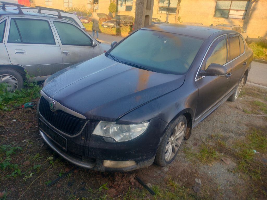 Dezmembrez Skoda SUPERB 2 (3T) 2008 - 2015 1.8 TSI CDAA ( CP: 160, KW: 118, CCM: 1798 ) Benzina