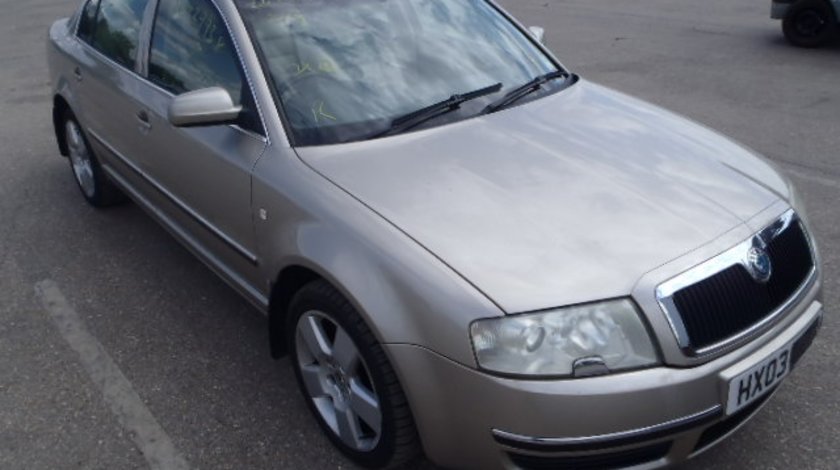 Dezmembrez skoda superb 2.5tdi aym an 2006