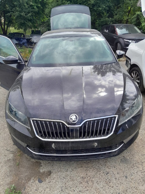 Dezmembrez Skoda Superb 3 2.0 DFG