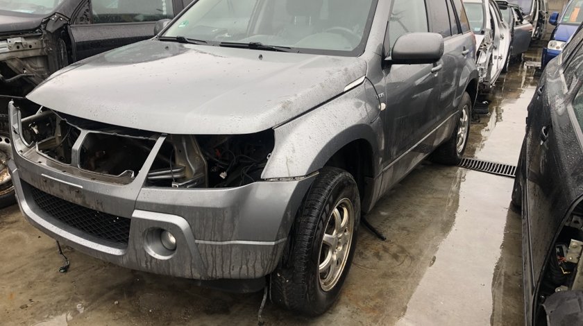 Dezmembrez Suzuki Grand Vitara 1.9