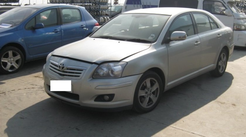 Dezmembrez Toyota Avensis din 2006, 2.0d