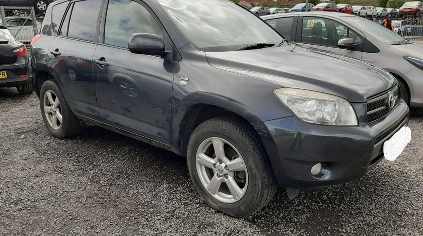 Dezmembrez Toyota RAV 4 2007 SUV 2.2 TDI