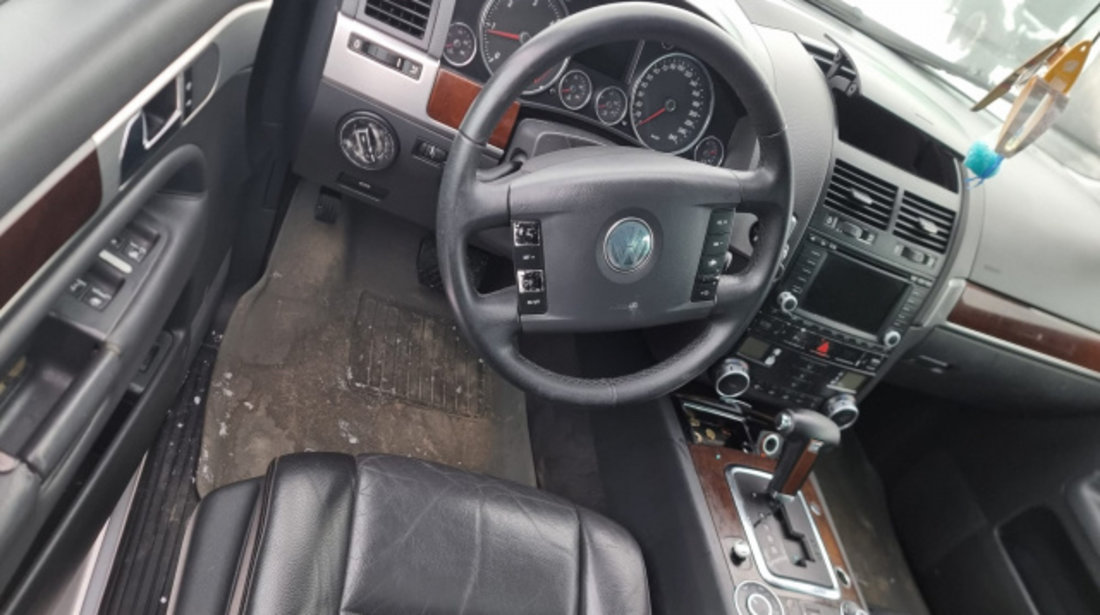 Dezmembrez Volkswagen Touareg 7L 2006 SUV 2.5 tdi BAC