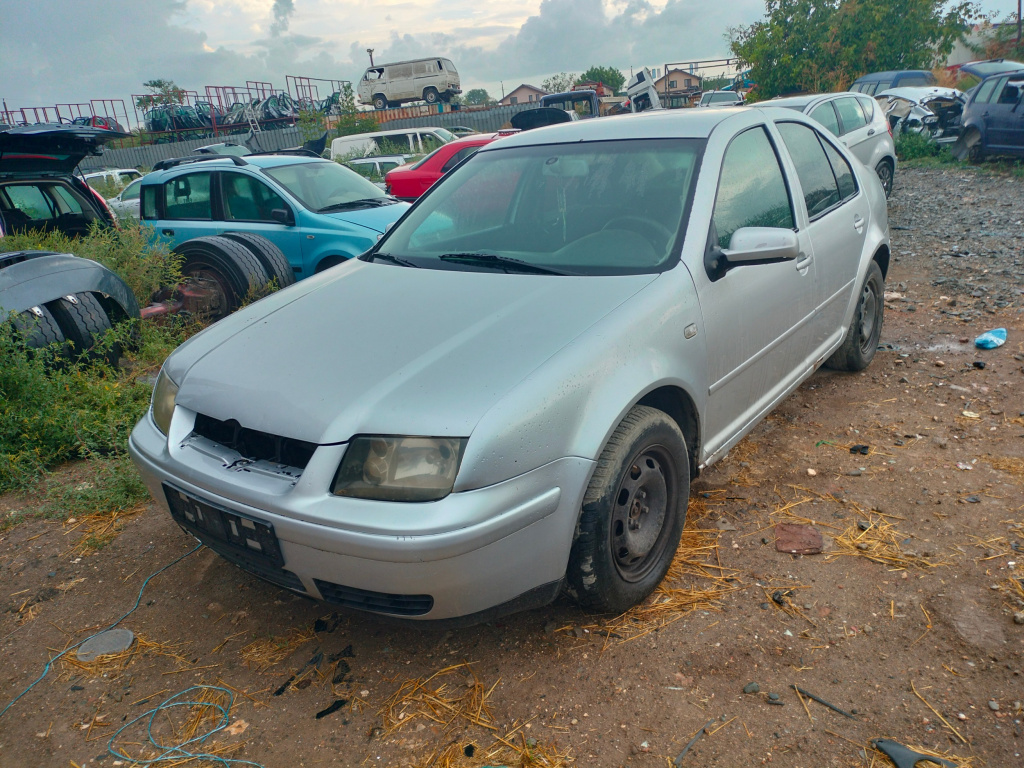 Dezmembrez VW BORA (1J) 1998 - 2005 1.9 TDI ASZ ( CP: 130, KW: 96, CCM: 1896 ) Motorina