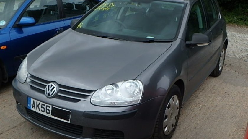 Dezmembrez VW Golf 5 din 2006, 2.0D