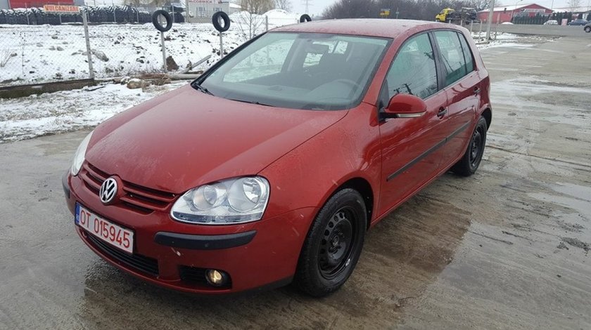 Dezmembrez vw golf 5 hatchback 1.9 tdi bkc 105 cai 5 trepte