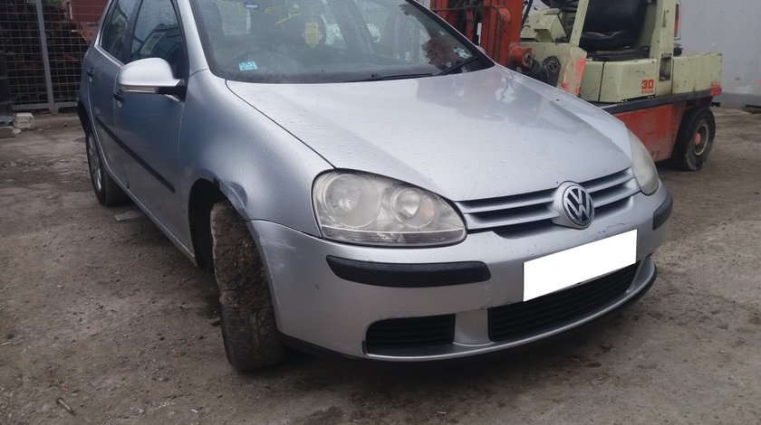 Dezmembrez VW GOLF V, an fabr. 2006, 1.9D TDI PD