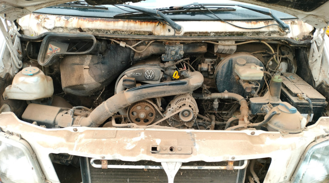 Dezmembrez VW LT Mk 2 1996 - 2006 2.5 SDI AGX ( CP: 75, KW: 55, CCM: 2461 ) Motorina
