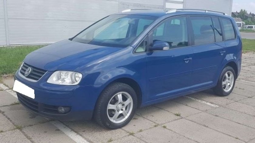 Dezmembrez VW Touran an fabr. 2004, 2.0D TDI PD ,7 locuri