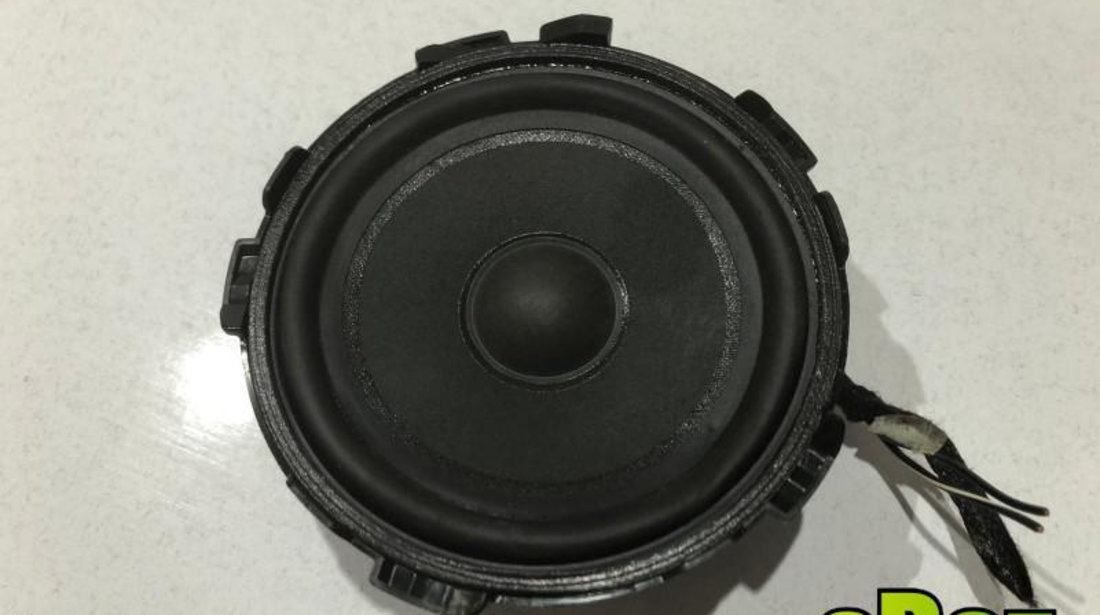 Difuzor audio bord Mercedes C-Class (2014->) [W205] a2058201002