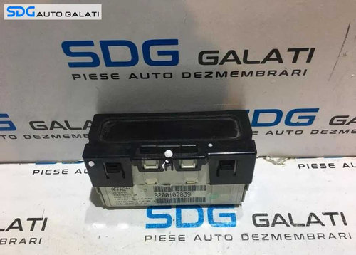 Display Afisaj Bord Renault Megane 2 2002 - 2008 Cod 8200107839 [L4641]